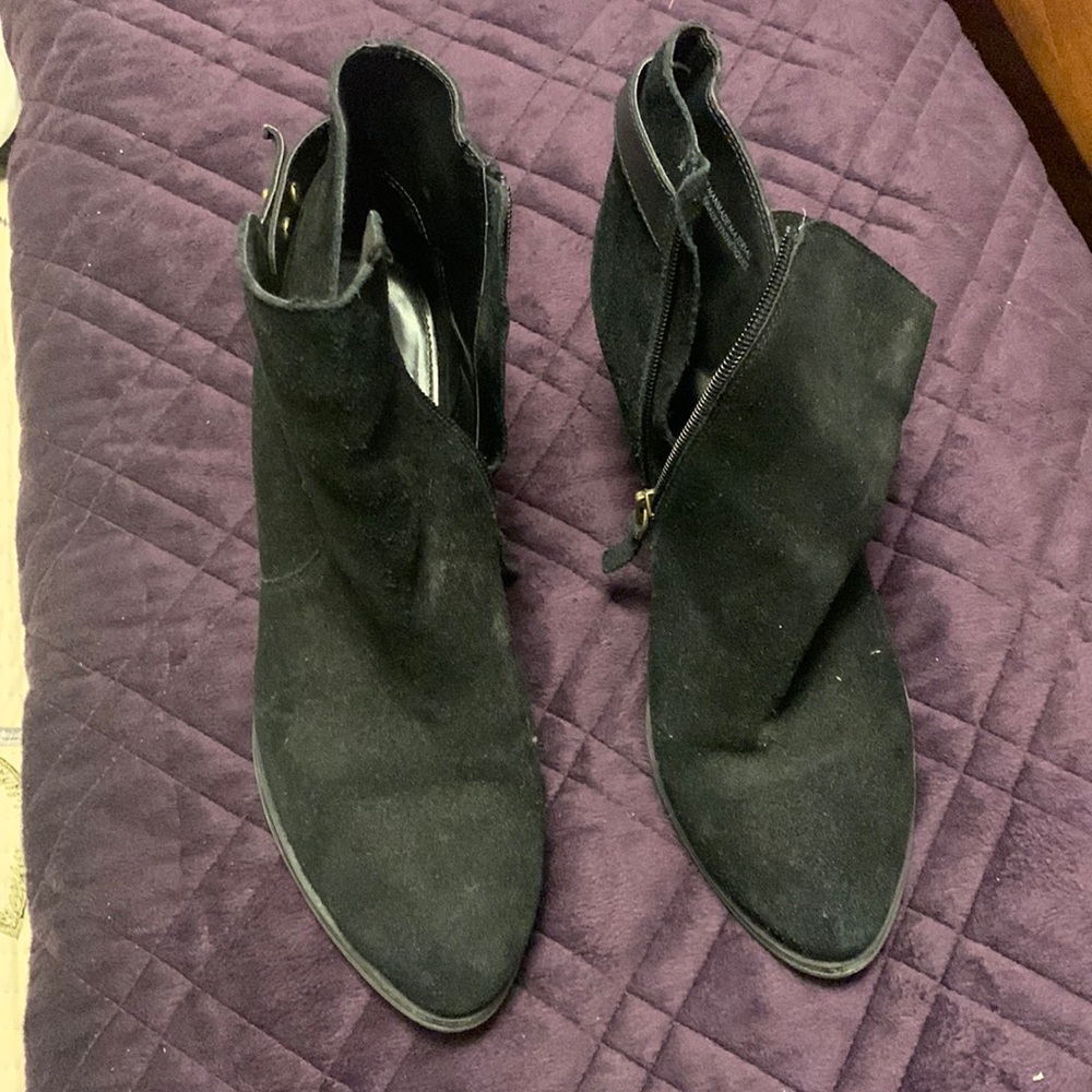 T&G black bootie